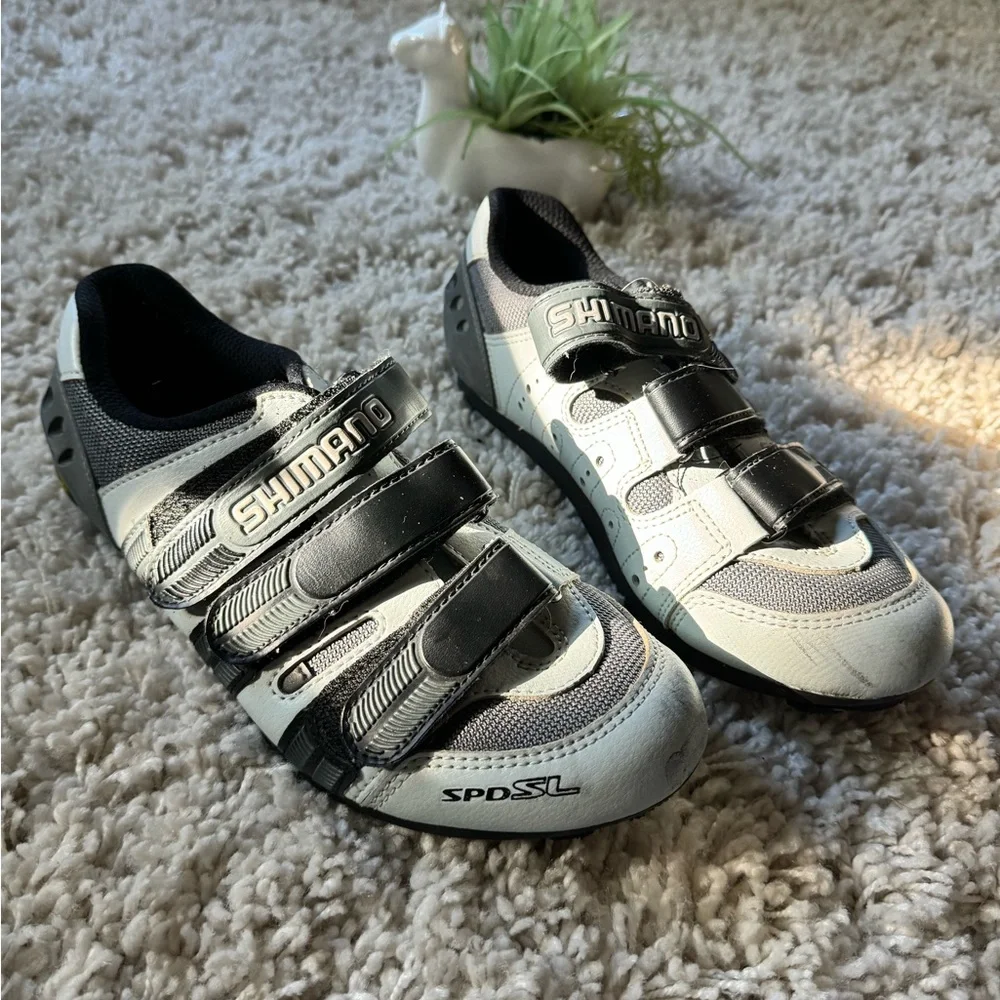 Shimano footwear women’s motorcycle, athletic biking, motocross size 7.5…